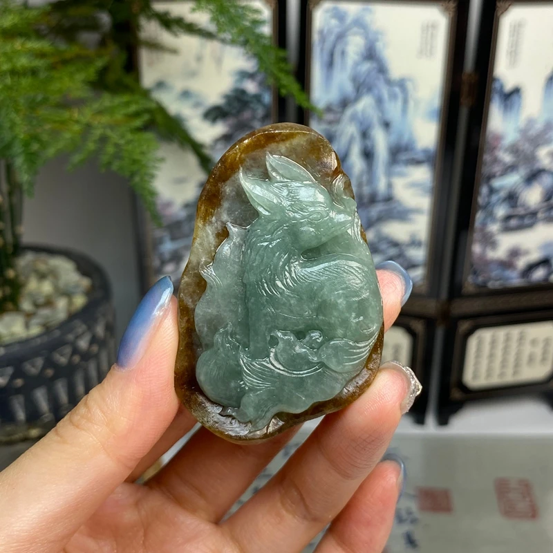 毛货  俏色红翡九尾狐狐仙挂件 天然翡翠A货
