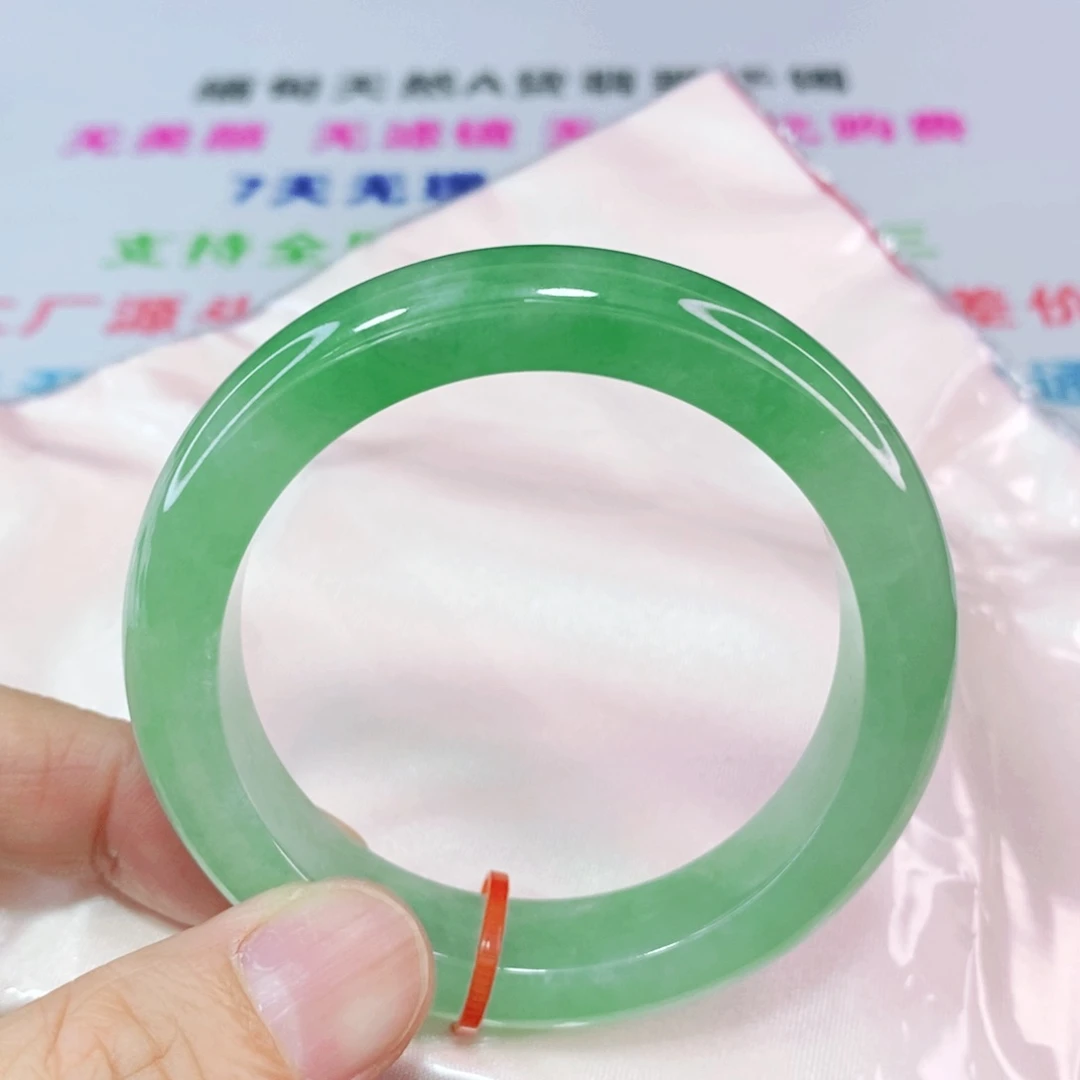 未镶嵌手镯翡翠小**。50.5圈口正圈-货头力推