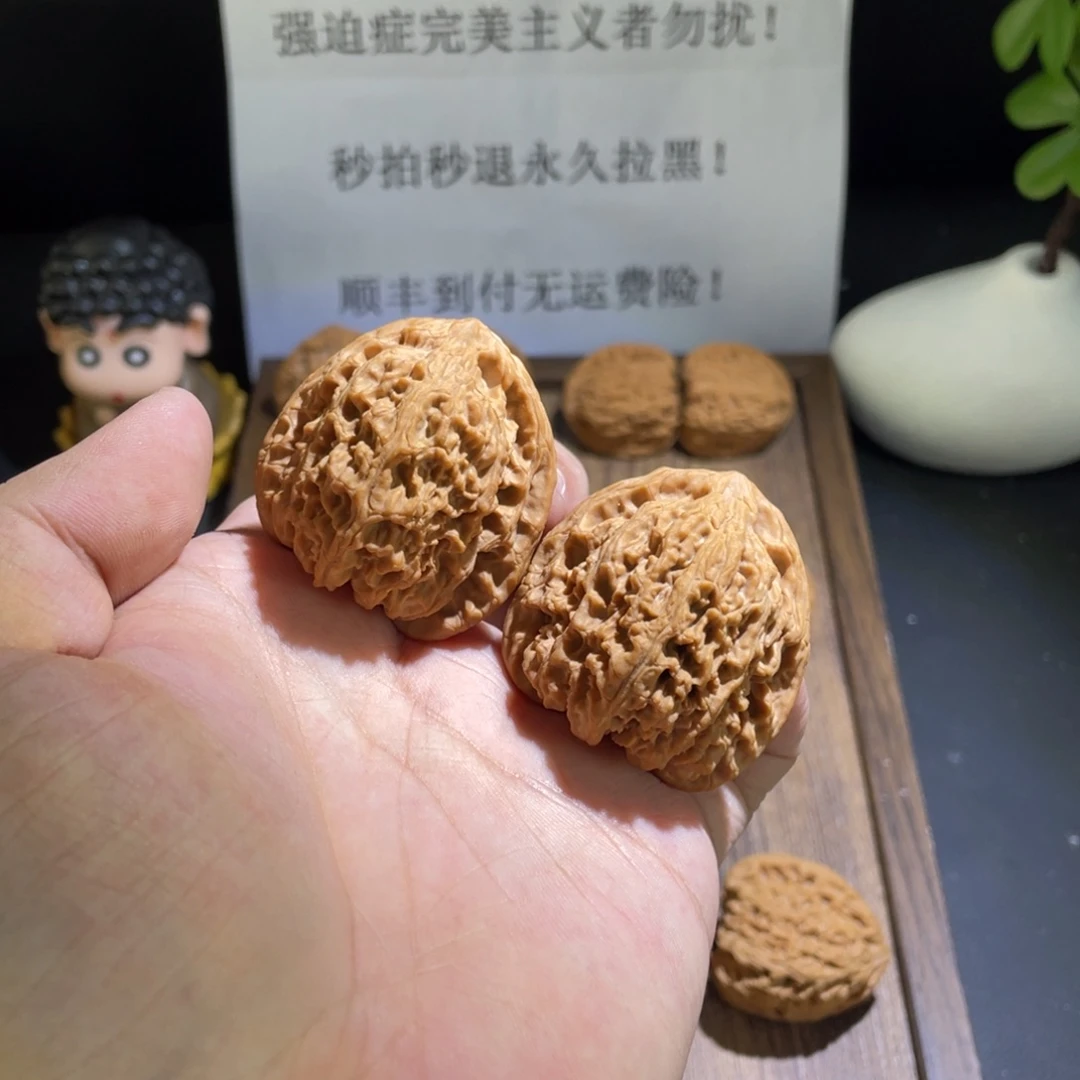 粘***怪吊坠文玩核桃核桃