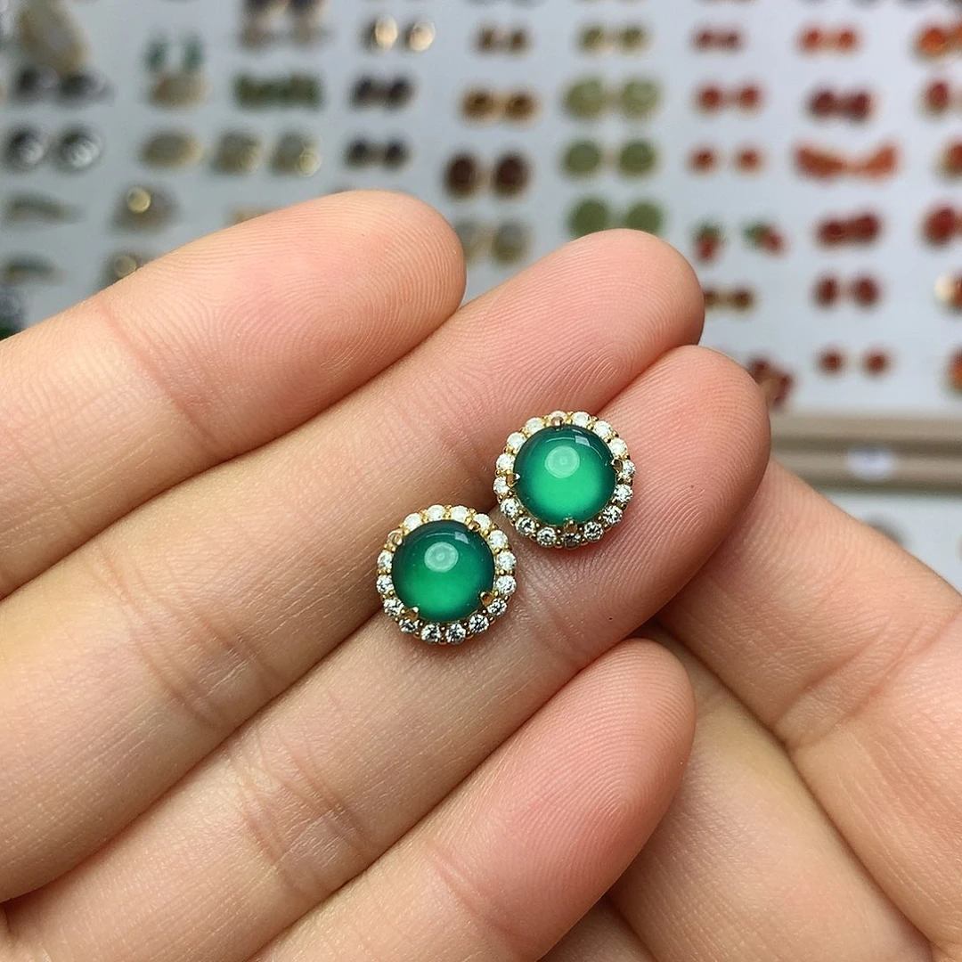 银S925镀金镶嵌翡翠耳饰桑****?