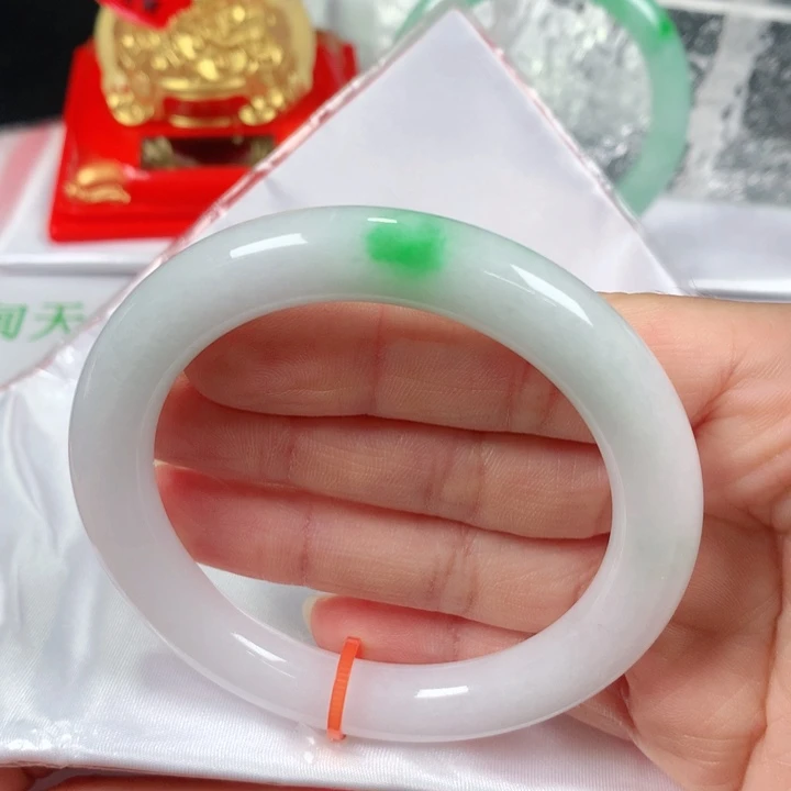 翡翠手镯未镶嵌  编号0237 圆条56