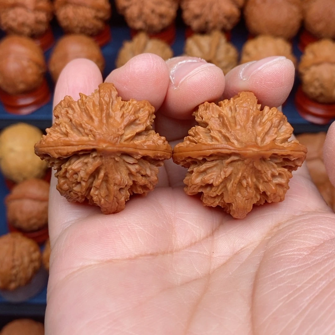 把件文玩核桃手捻野生精品花王