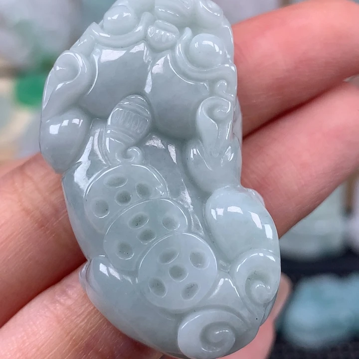 颈饰未镶嵌翡翠貔貅吊坠