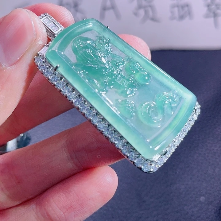 翡翠颈饰未镶嵌99999999