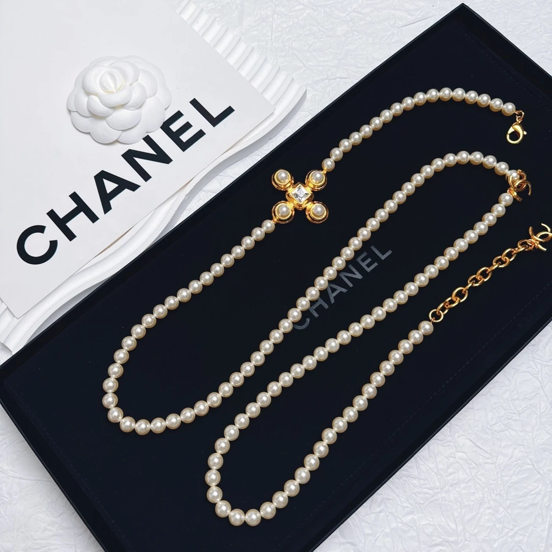 95新 Chanel/香奈儿 柚礼中古/香奈儿马术珍珠莱茵石项链NC412041