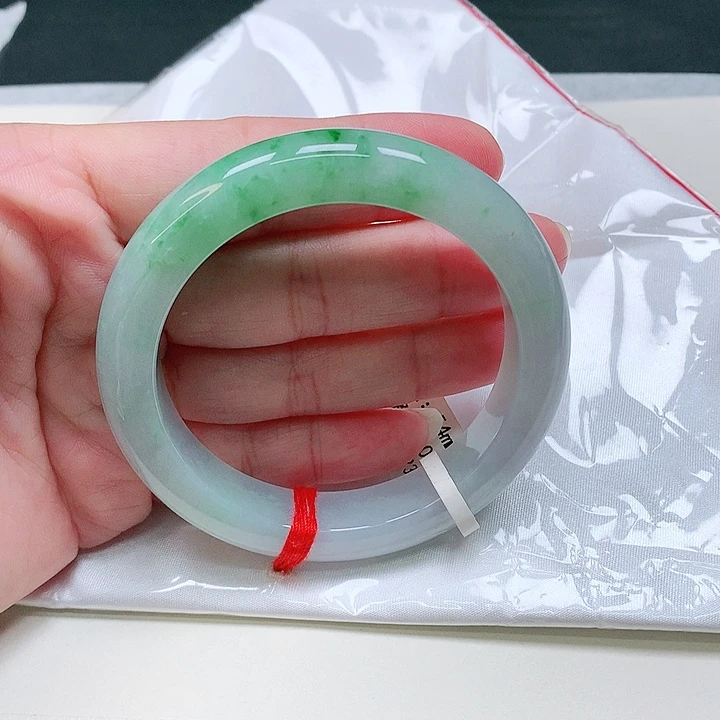 翡翠手镯未镶嵌手镯54