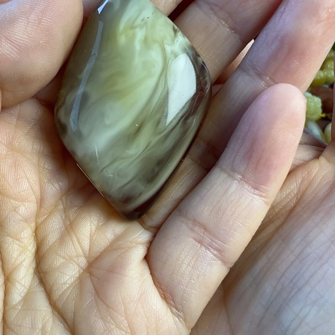 蜜蜡吊坠(赠链)未镶嵌李*叁