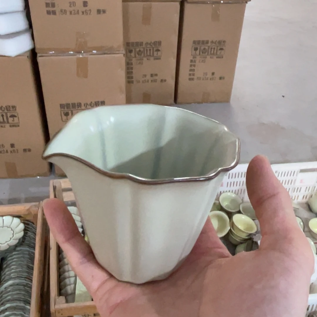 瓷片小微瑕。。。。。。。。。。。