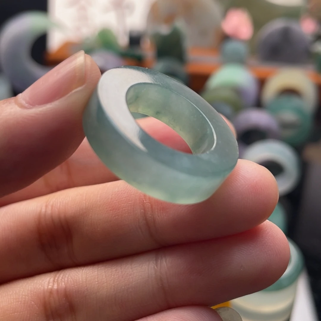 定制翡翠未镶嵌  蓝绿水