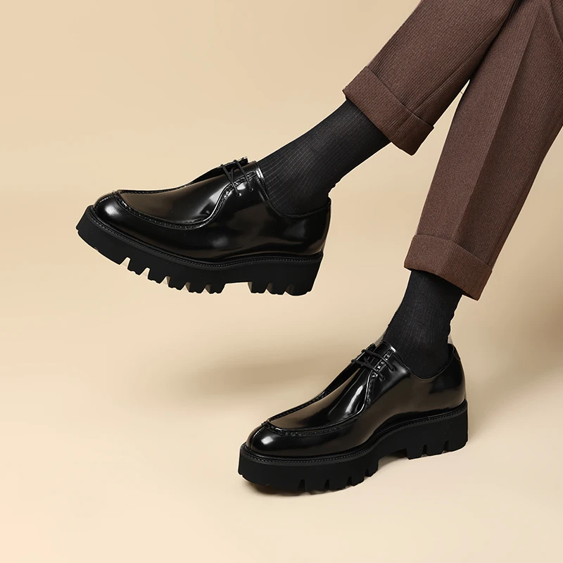 英伦风时尚复古厚底商务皮鞋男潮流尖头亮面增高真皮正装婚鞋系带