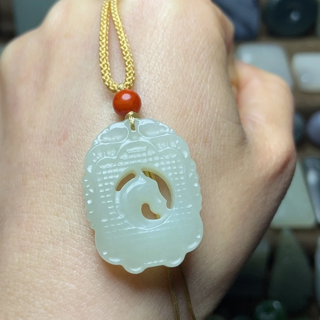 和田玉颈饰未镶嵌