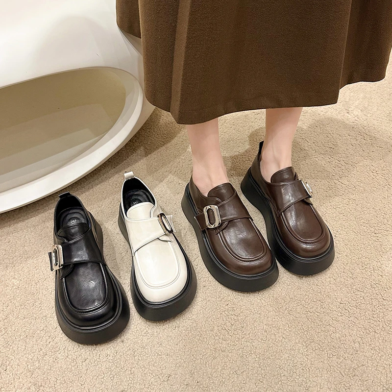 小个子厚底黑色小皮鞋女鞋2025春季新款英伦风乐福鞋百搭白色单鞋