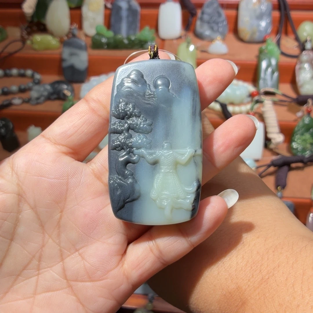 和田玉未镶嵌颈饰