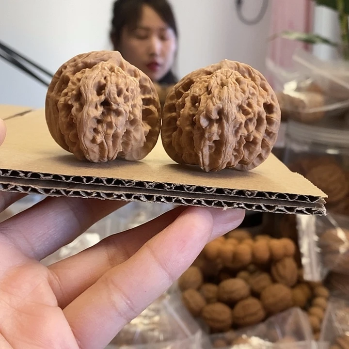 文玩核桃把件42霞云岭