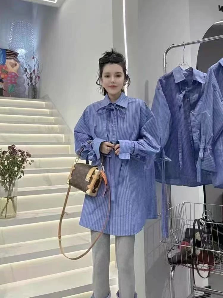 25170条纹衬衫女长袖2025春季新款翻领蝴蝶结中长款宽松上衣女装