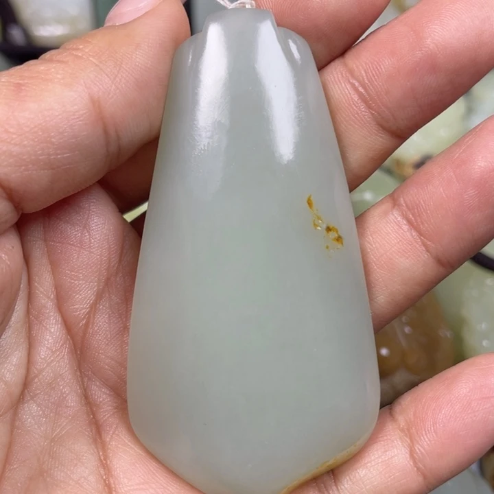 和田玉未镶嵌挂件