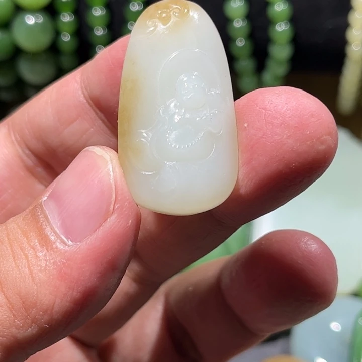 颈饰未镶嵌和田玉