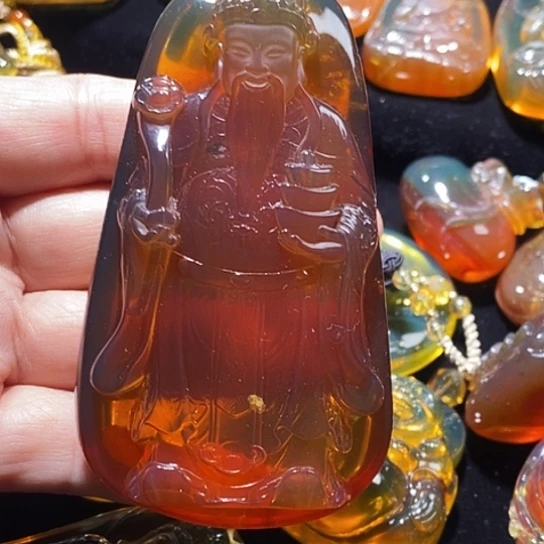 琥珀未镶嵌颈饰缅甸天然琥珀财神爷88.8克