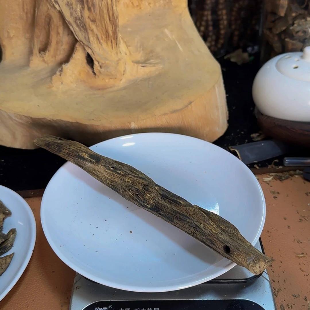 沉香沉香碎屑惠州绿奇树心油虫漏45.2克