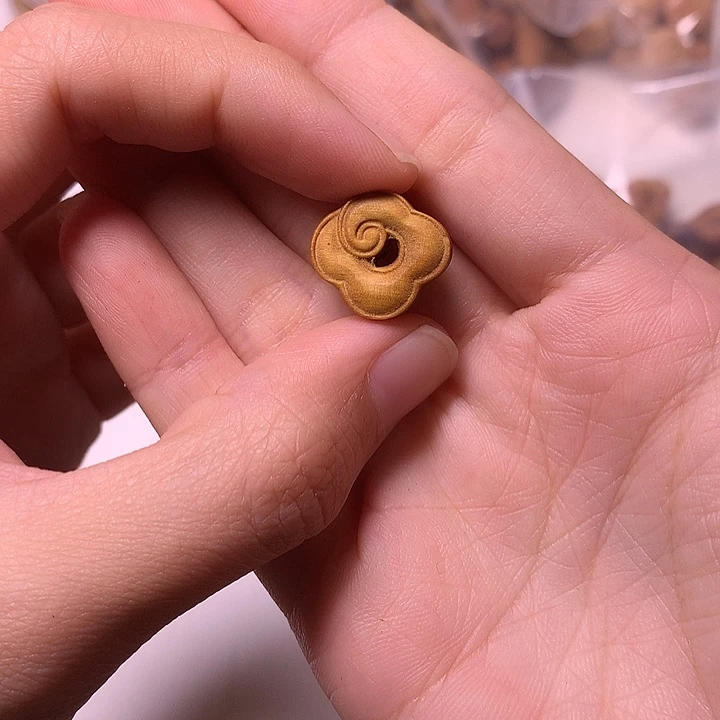 檀香木无事牌檀香祥云