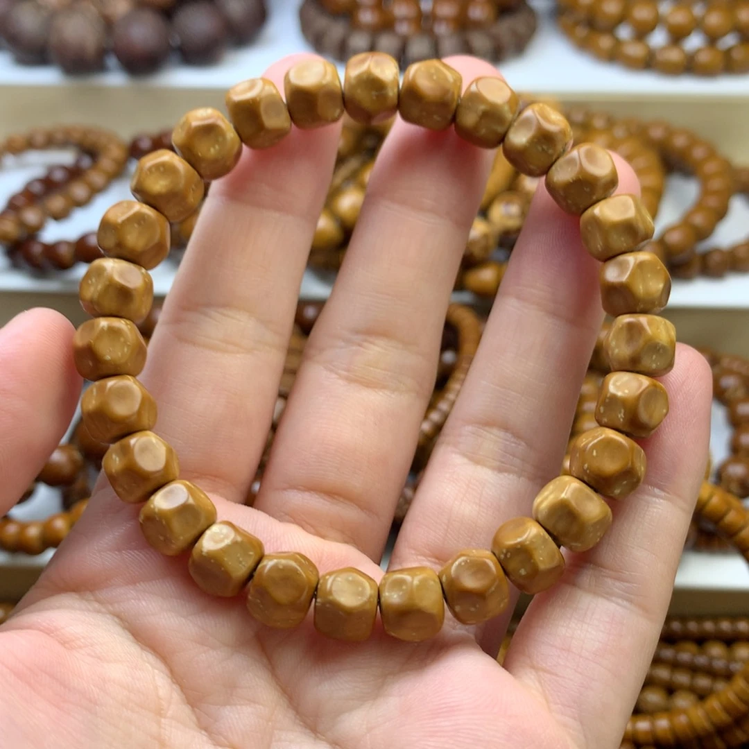 【闪购商品】紫金鼠手串9*8…………