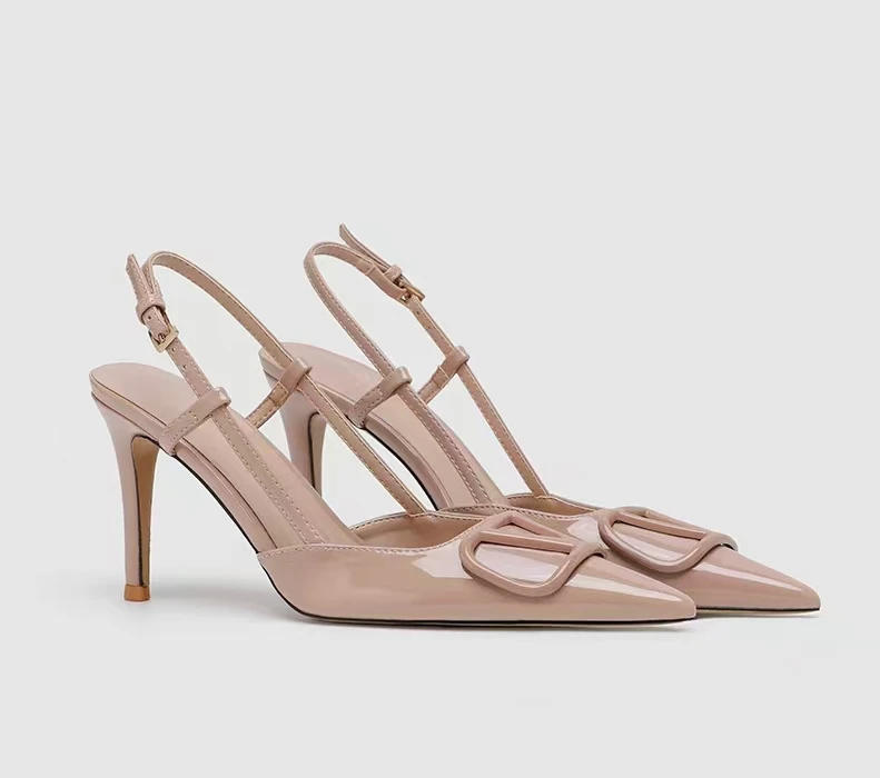 优雅法式细跟高跟鞋