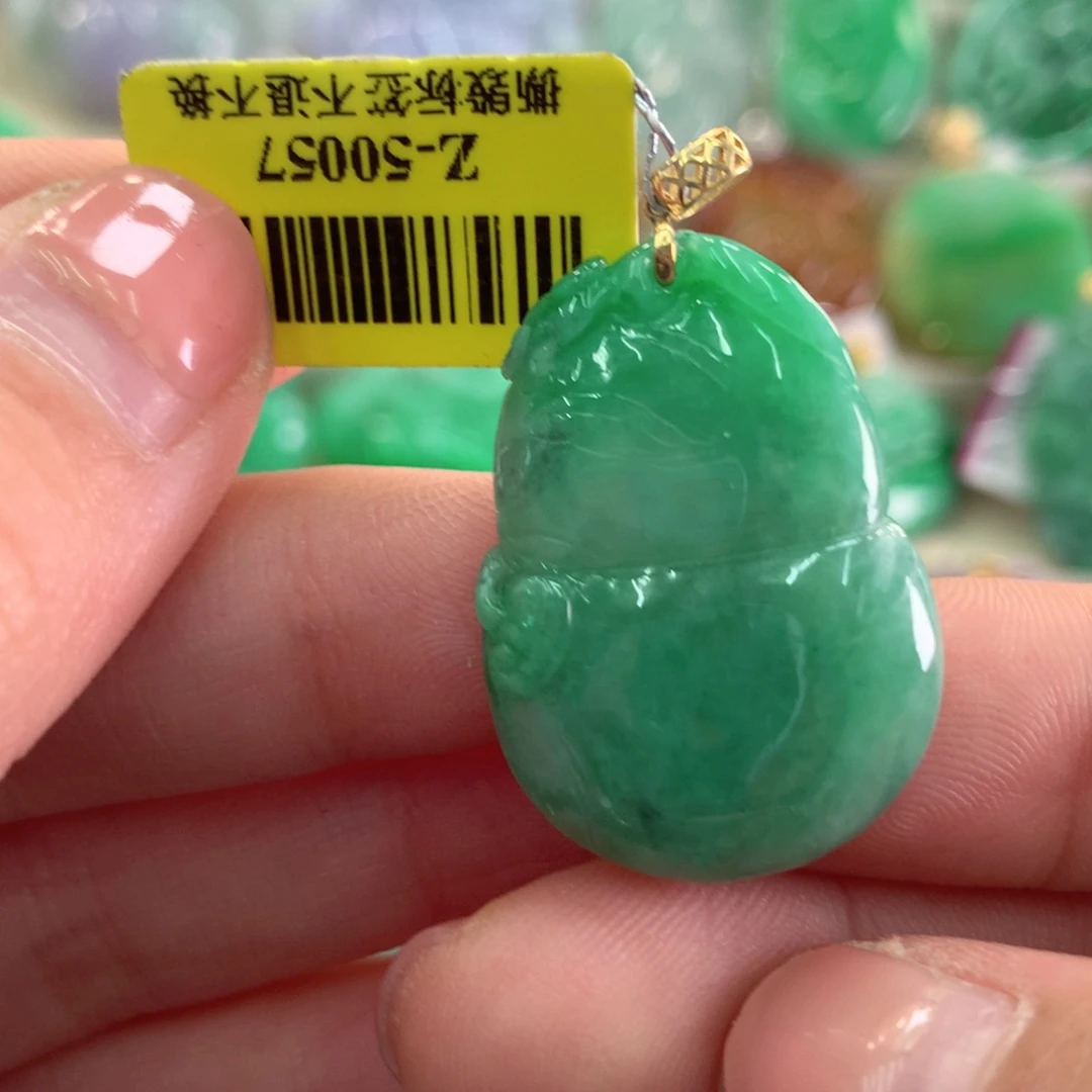 翡翠吊坠(不含链)18K金镶嵌