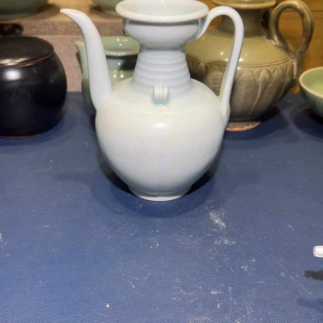 摆件双*漂亮的小瓷瓶