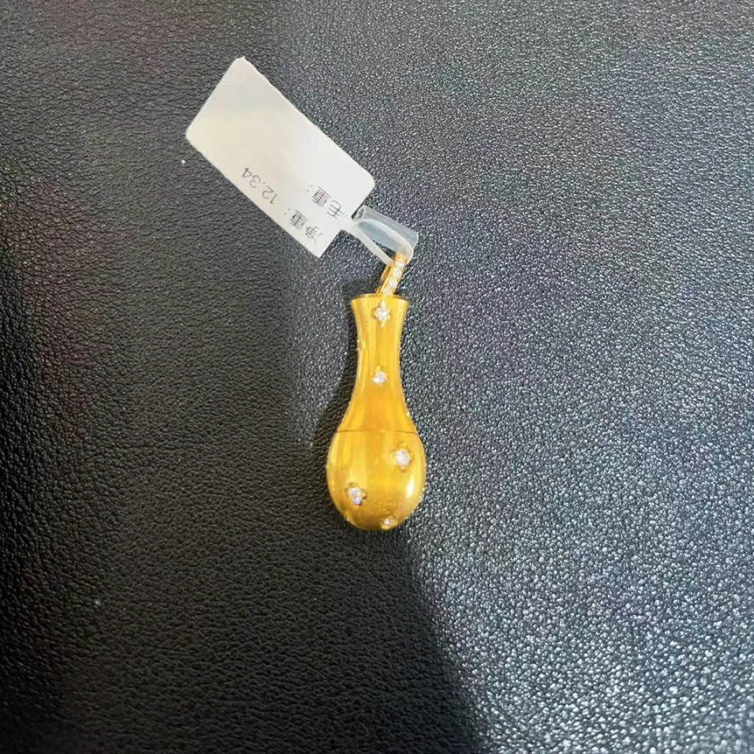 爱偲珠宝足金古法金戗刻足金吊坠