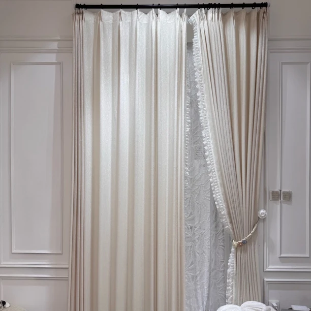 法式小碎花透光不透人提花磨毛冰丝手感奶茶色防晒挡隐私客厅纱帘