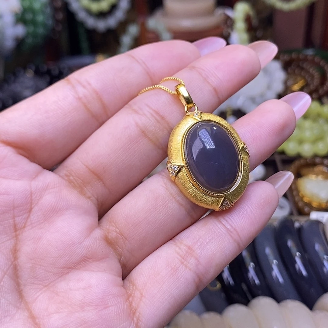 和田玉未镶嵌颈饰浓烟紫老矿料银镶吊坠