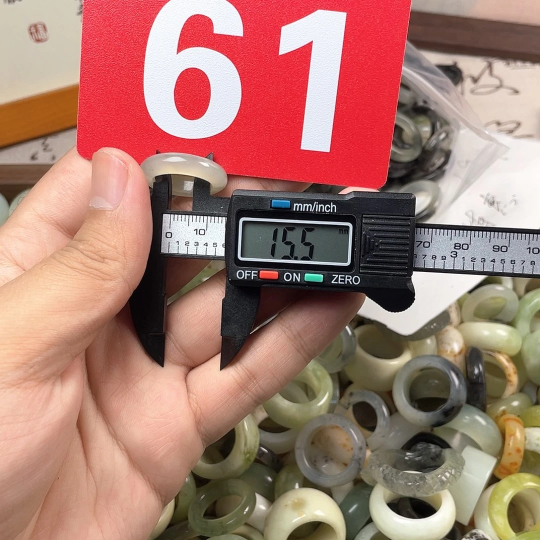 蛇纹石玉合金颈饰