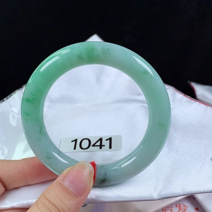 未镶嵌手镯翡翠56圈
