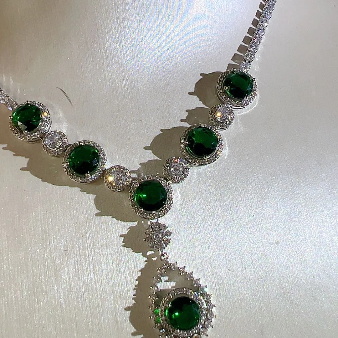 花岗石钨合金红色蓝色大宝贝