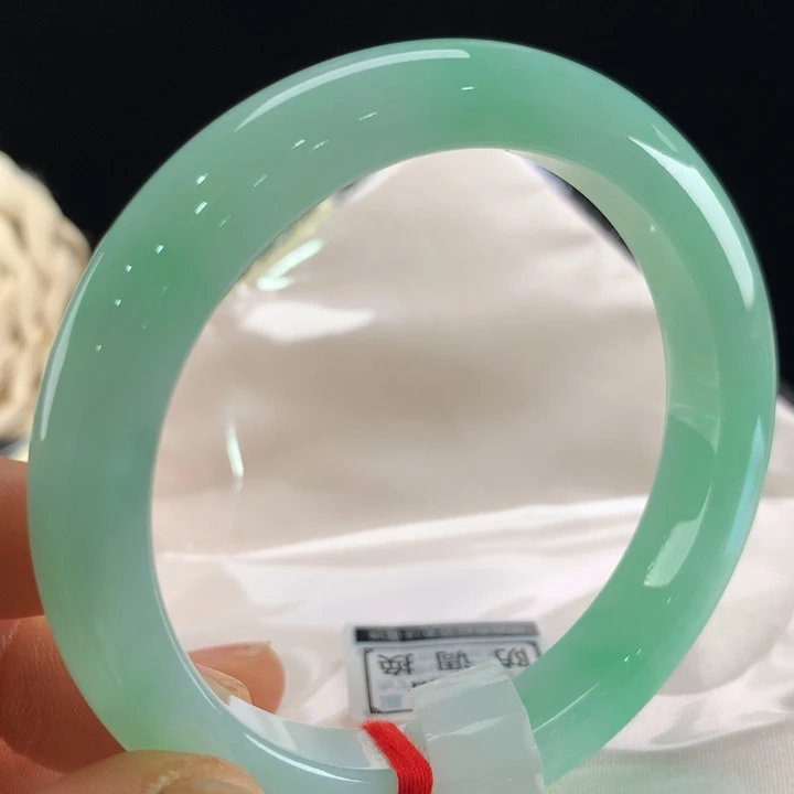 翡翠手镯未镶嵌111/1016