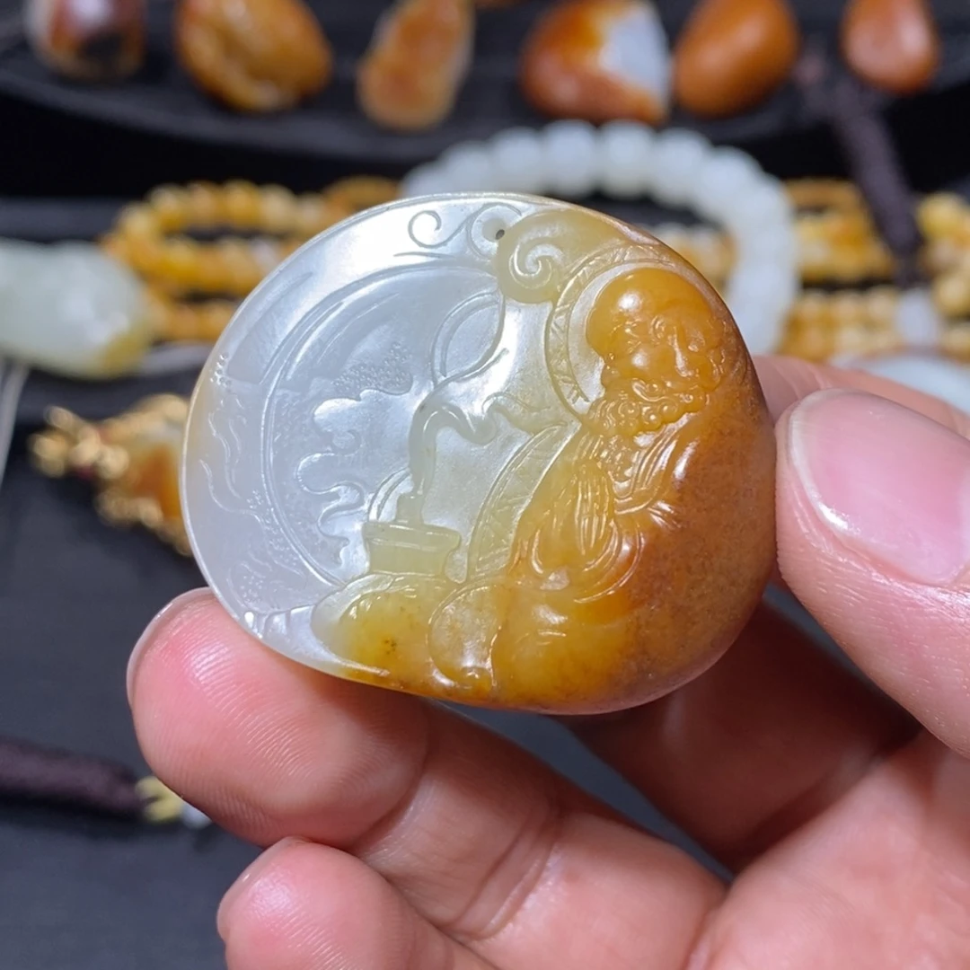 和田玉颈饰未镶嵌