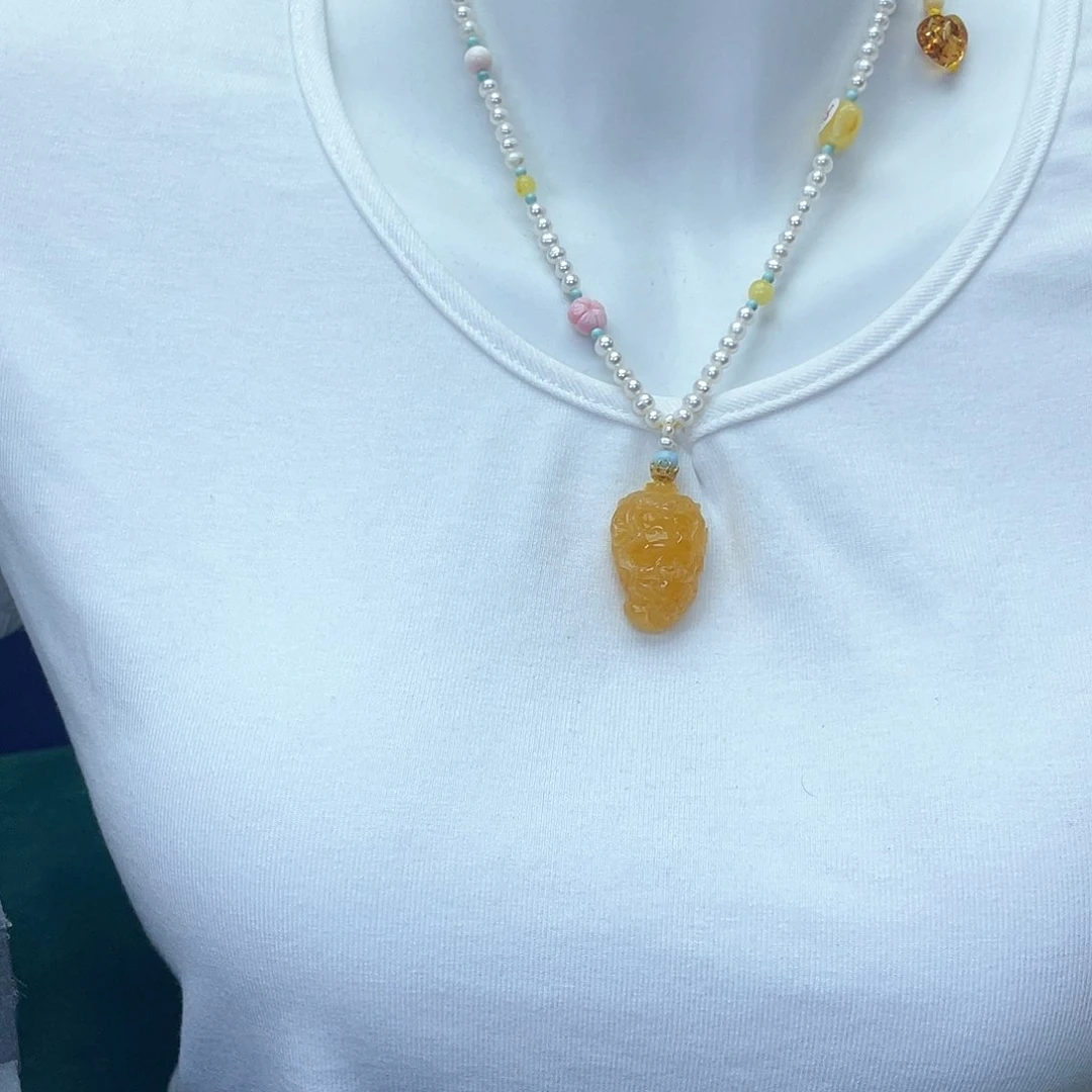 琥珀裸石未镶嵌蜜蜡