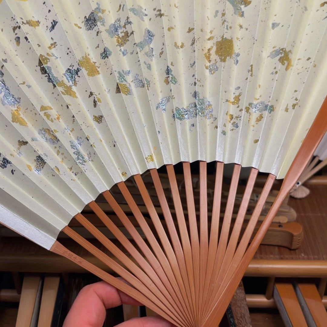 扇子双合古方白洒。