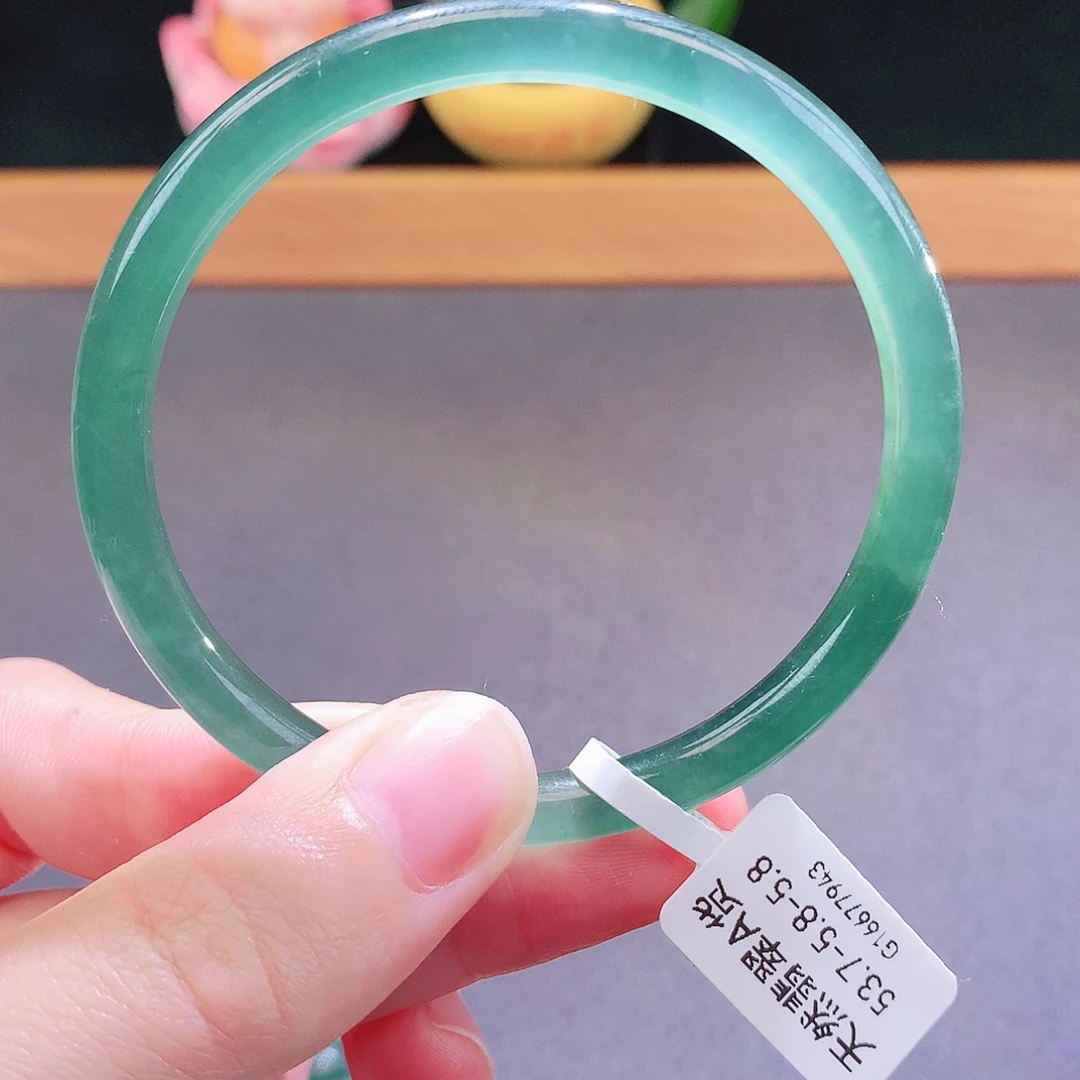 翡翠未镶嵌手镯天然翡翠