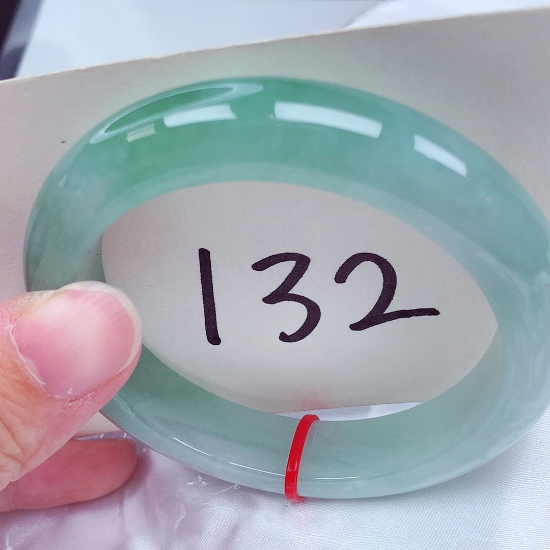 翡翠未镶嵌手镯翡翠