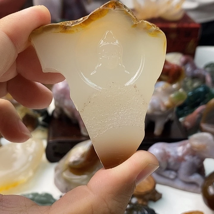 未镶嵌颈饰玛瑙/玉髓