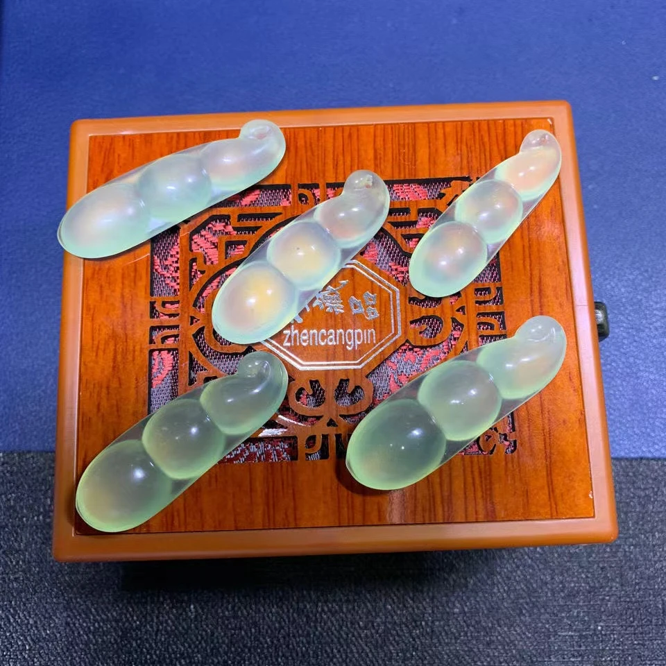 【集团福利】蛇纹石玉未镶嵌多样性随机发一/四季豆加原石加白菜