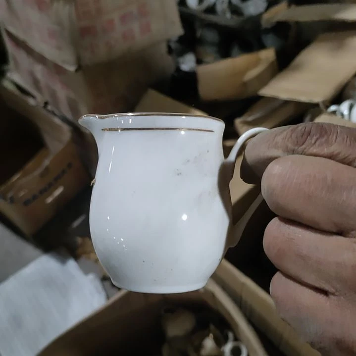 摆件陶瓷盘子碗啥都有