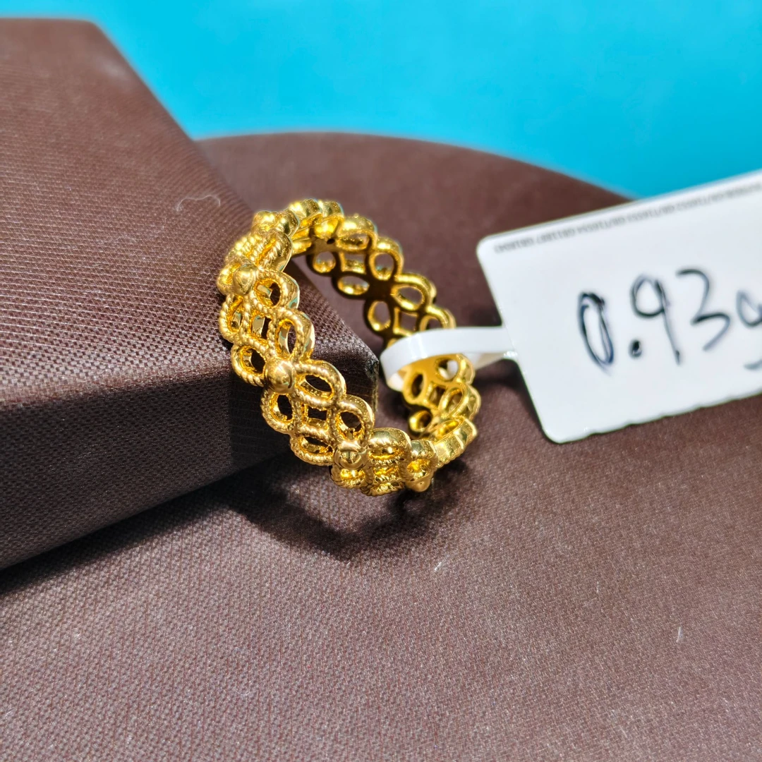 【晓彤】足金999镂空蕾丝四叶花戒指0.93  18圈口