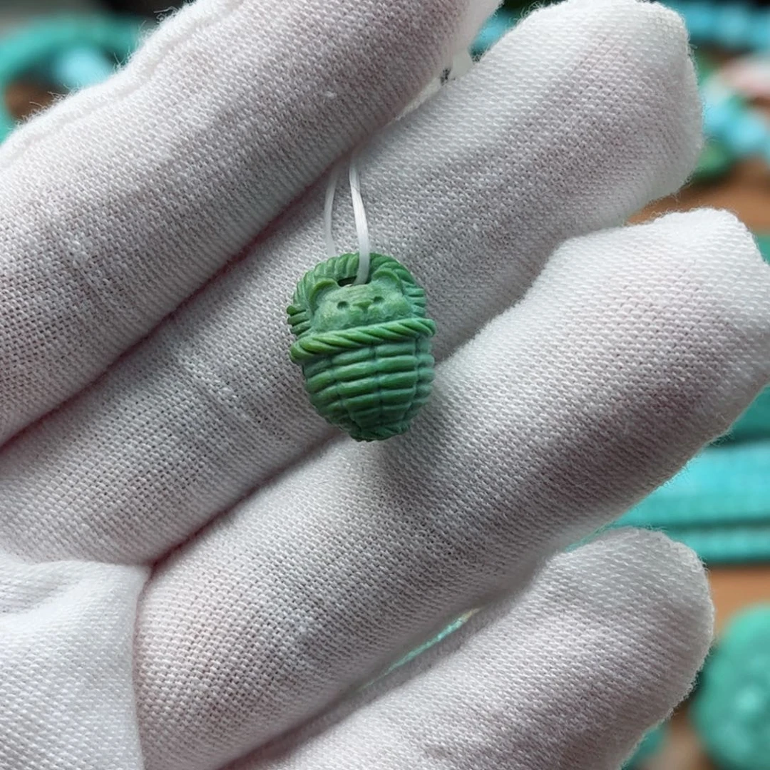 未镶嵌绿松石小熊