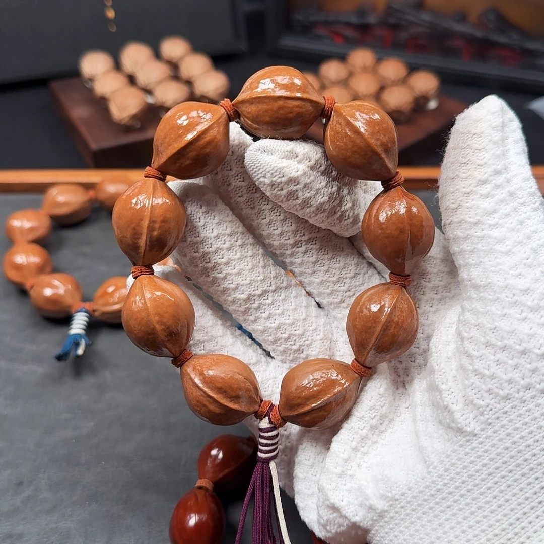 2.1*2.8大尺寸原生态梅林铁核手串