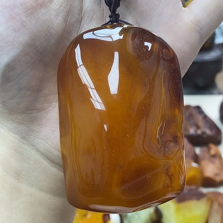 定制琥珀定制琥珀