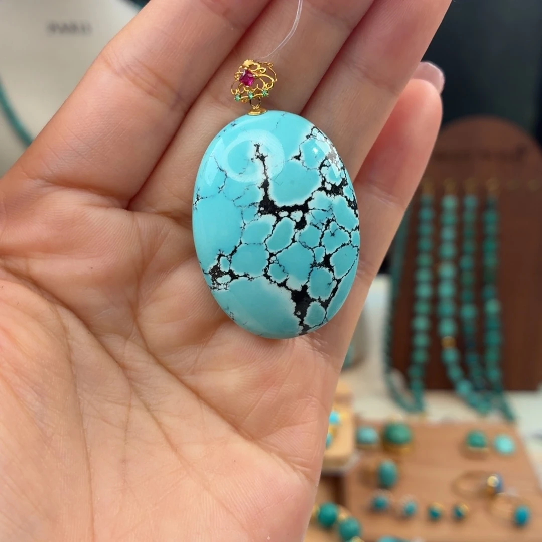 绿松石18K金镶嵌颈饰