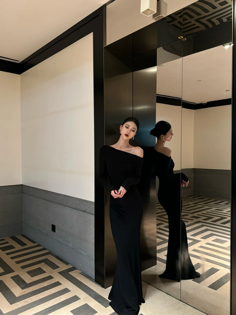 HEYI【一步舞曲】黑色小众设计气质别致内搭修身显瘦鱼尾连衣裙