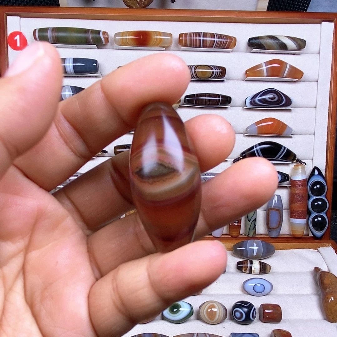 未镶嵌玛瑙/玉髓珠宝奇石C*